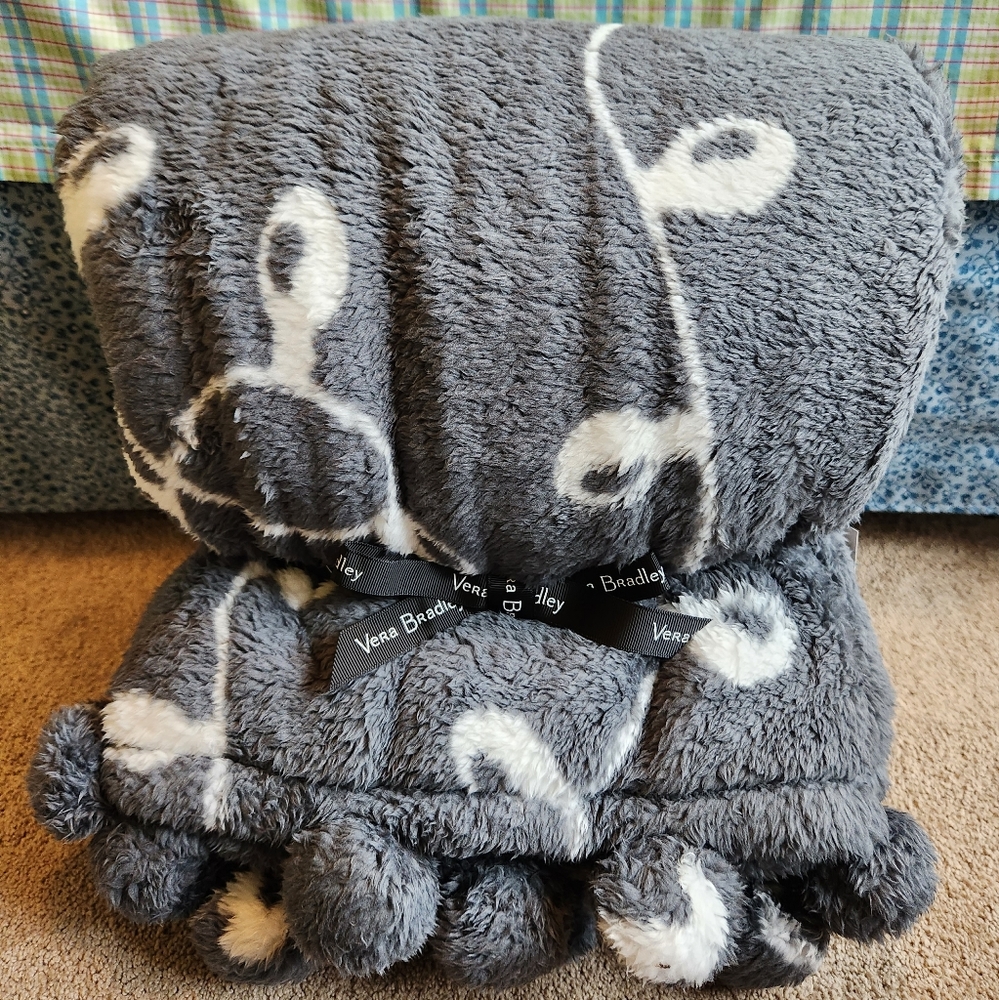 Vera Bradley Pom Pom Throw Blanket in Holiday Dogs